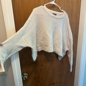 POOF L cropped cream sweater